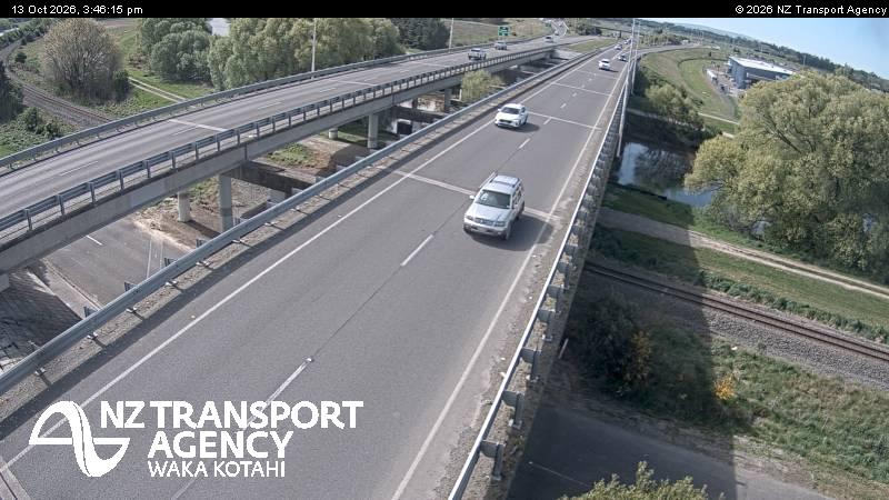 Cámara en directo: North along Northern Motorway looking over Kaiapoi Bridge