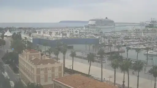 Un día entero en el puerto de Alicante en 17 segundos: cámara pública de turismo de la Comunitat Valenciana, acelerada ×5.000